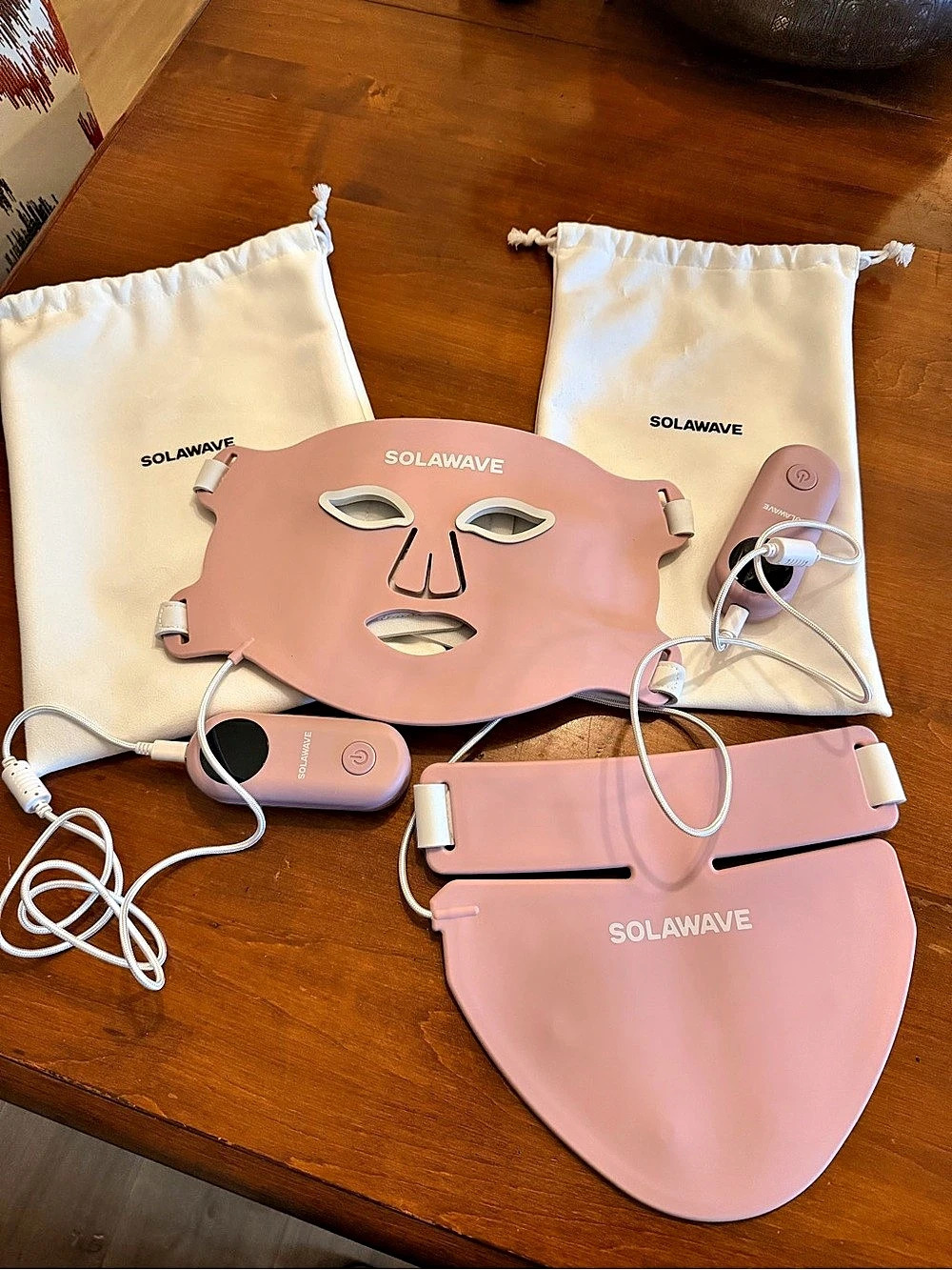 SOLAWAVE Wrinkle Retreat Pro LED Face Mask and Neck & Chest Pro Mask Set